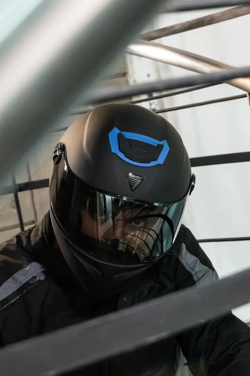 Casco Moto Integral Vertigo V50 Lighter Alerón Sólido
