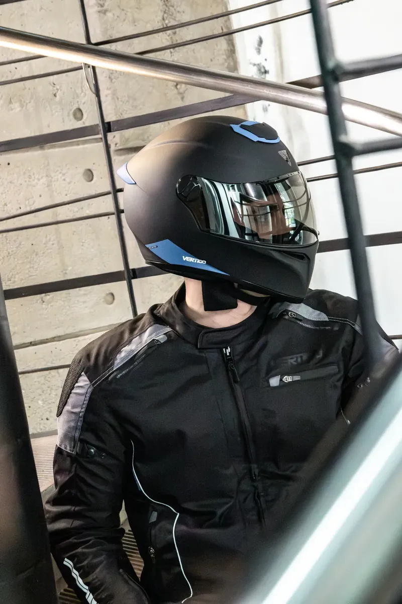 Casco Moto Integral Vertigo V50 Lighter Alerón Sólido
