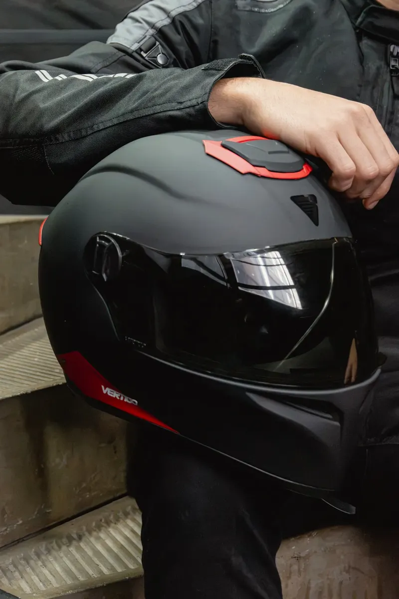 Casco Moto Integral Vertigo V50 Lighter Alerón Sólido