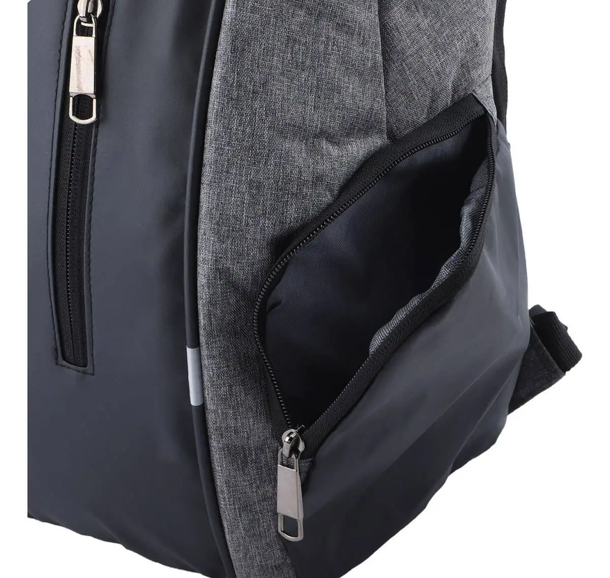 Mochila Urbana Con Puerto Usb Kushiro 40 Lts