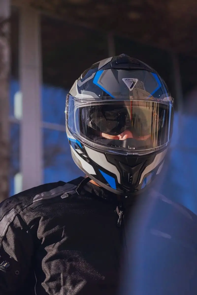 Casco Moto Vertigo Integral Zap Volt Doble Visor Alerón